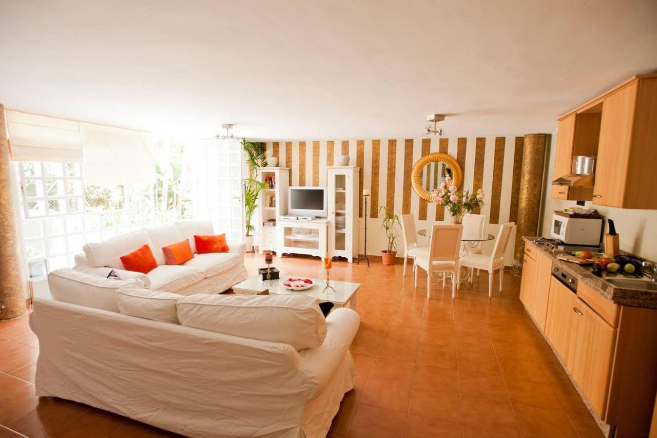 ドス・エルマーナス Casa Vacacional Dhaliaヴィラ エクステリア 写真